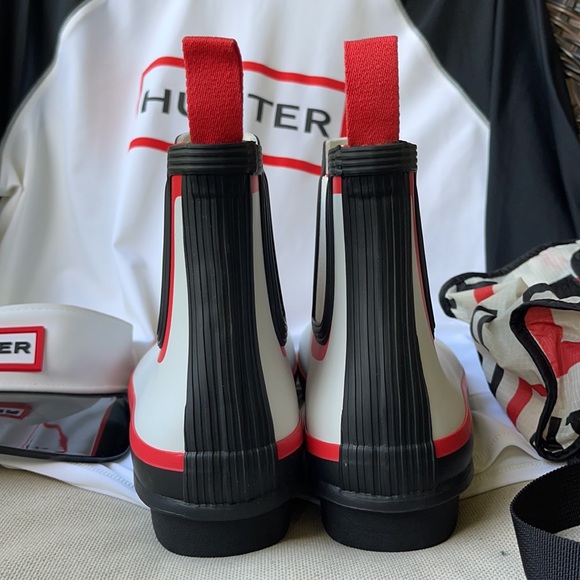 Color Block Chelsea Hunter Boots 11 - Picture 14 of 17